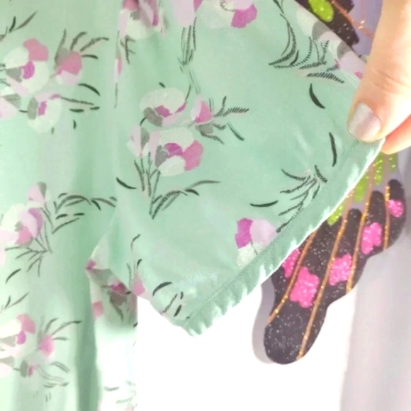 CLEARANCE Simply Emma Top Blouse Botanical Pink Green Lightweight Flowy 1X - Picture 10 of 13